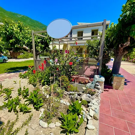 Octopus Апартаменты